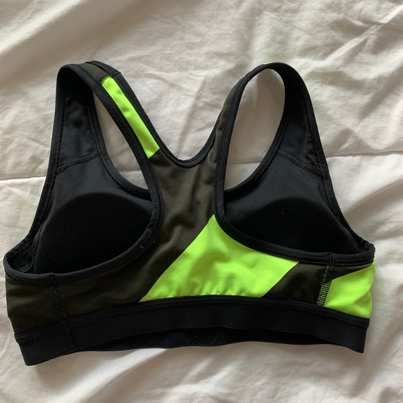 Nike Sports Bra - Picture 2 of 6